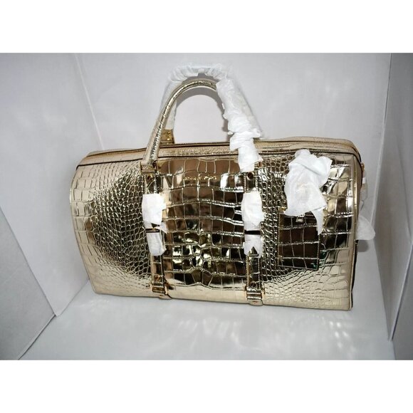 Michael Kors XL Metallic Crocodile Embossed Leather Weekender Bag in Gold #30F4G - Picture 3 of 6
